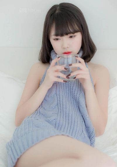 欧美成人时装秀_1080P动漫在线观看