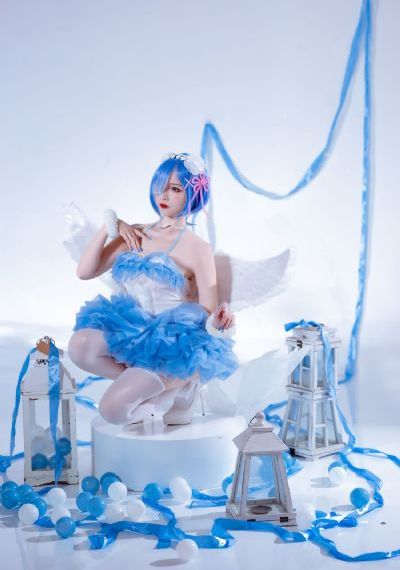 亚洲人妖系列欧美激情_蓝光在线视频播放