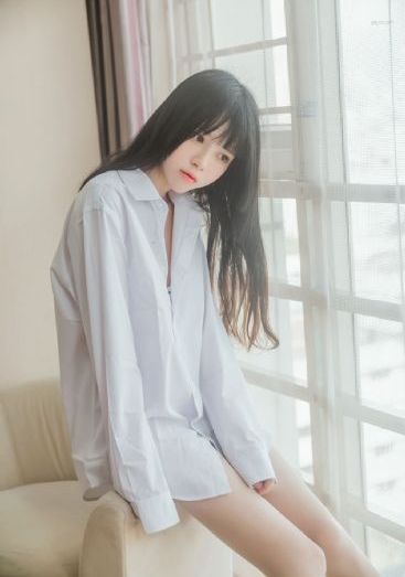 欧美大牌连衣裙羊绒_1080P手机免费观看完整